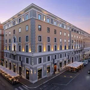 Golden Tulip Piram Hotel