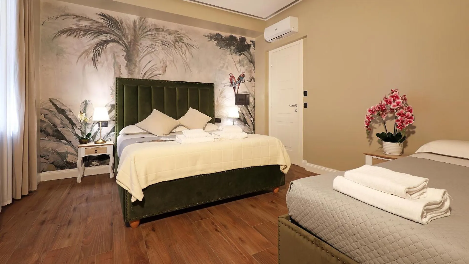 Grand Tour Rome Suites - Liberty Collection Guest house