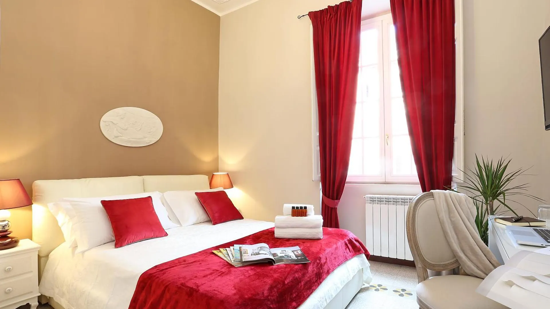 Grand Tour Rome Suites - Liberty Collection