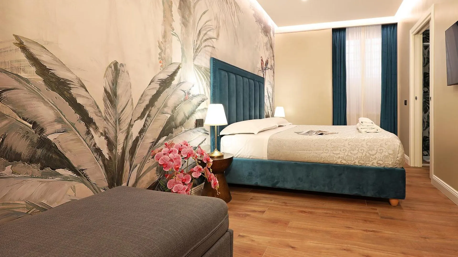 Grand Tour Rome Suites - Liberty Collection